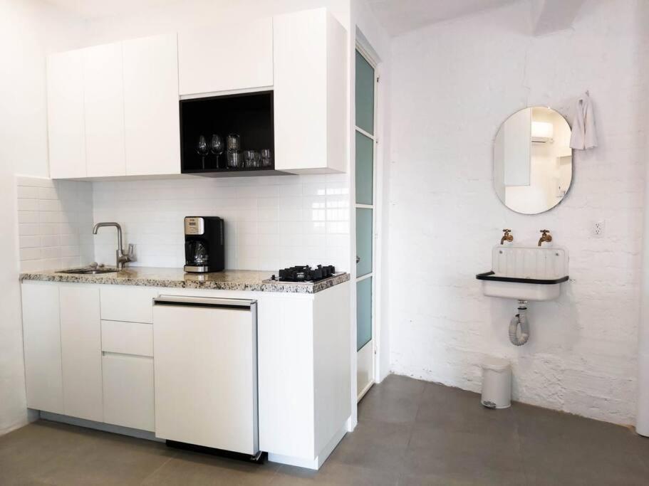 Studio Pulpito In The Charming Heart Of Downtown Pv Puerto Vallarta Luaran gambar
